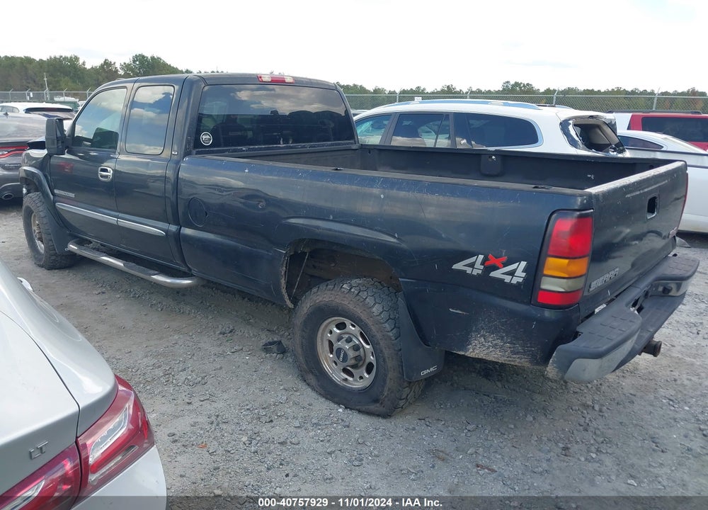 2005 GMC SIERRA 2500HD SLE VIN: 1GTHK29U45E297881