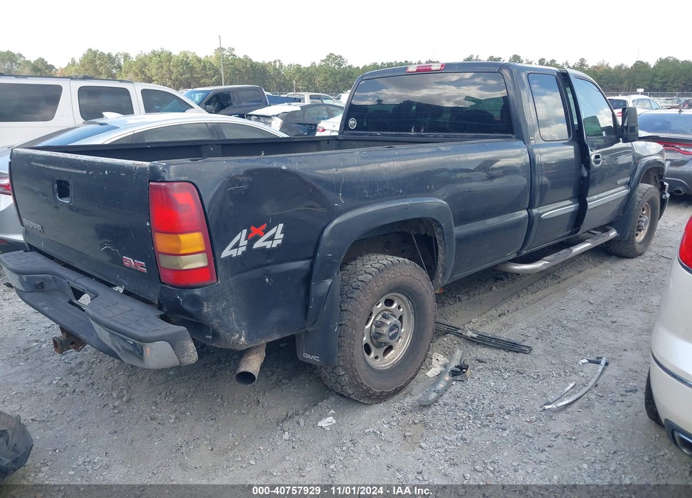 2005 GMC SIERRA 2500HD SLE VIN: 1GTHK29U45E297881