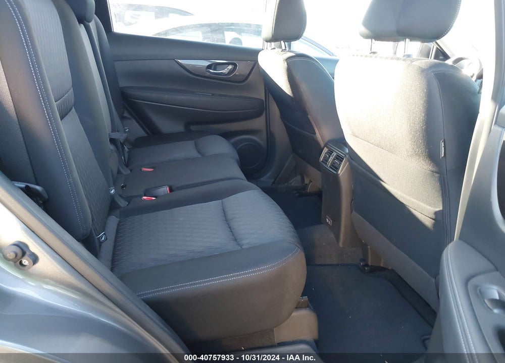 2019 NISSAN ROGUE SV VIN: JN8AT2MTXKW261331