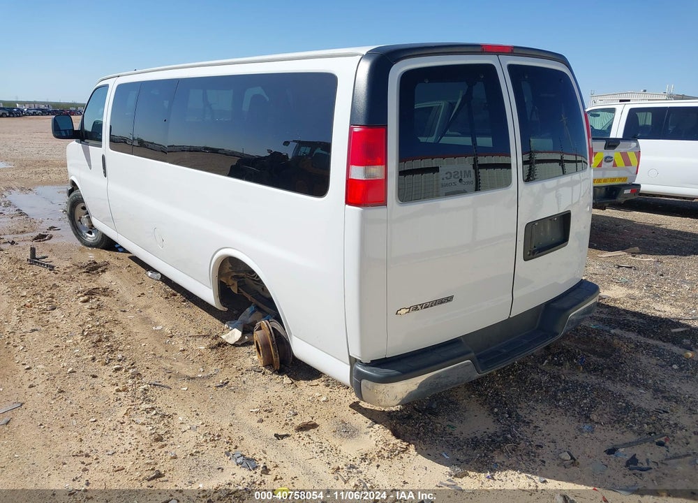 2019 CHEVROLET EXPRESS 3500 LT VIN: 1GAZGPFG3K1240312