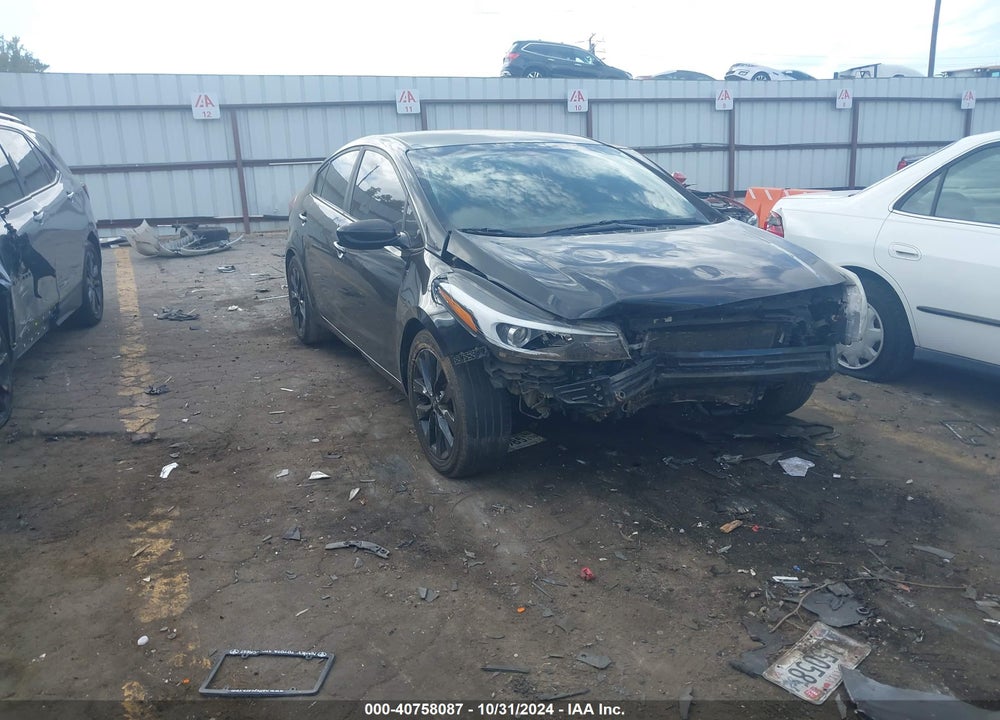 2018 KIA FORTE LX VIN: 3KPFL4A77JE175634