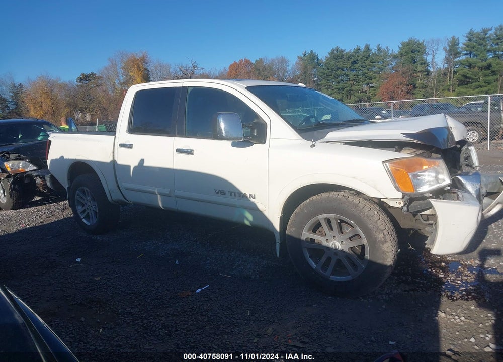 2011 NISSAN TITAN SL VIN: 1N6AA0EC7BN303817