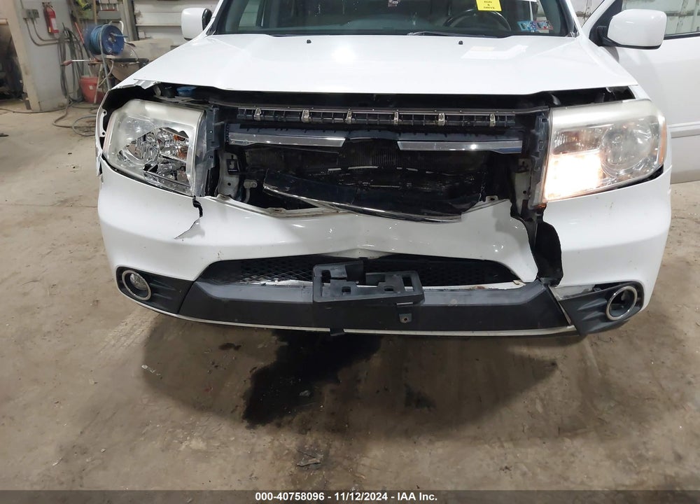 2012 HONDA PILOT EX-L VIN: 5FNYF4H58CB055696