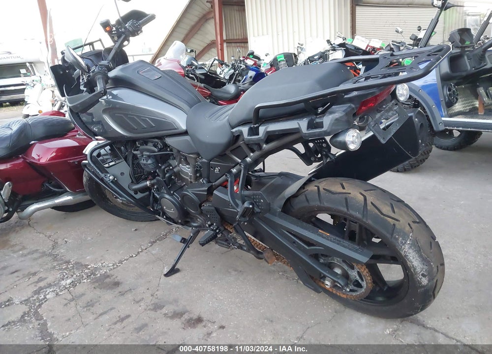 2022 HARLEY-DAVIDSON RA1250 S VIN: 1HD1ZES16NB301377