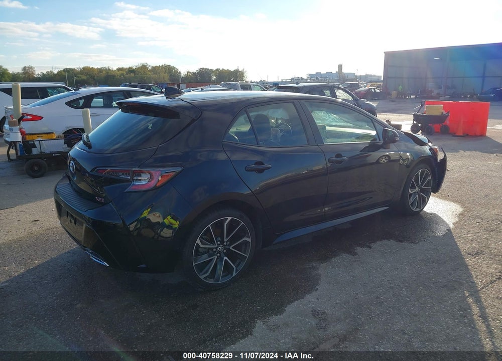 2021 TOYOTA COROLLA XSE VIN: JTNC4MBE2M3126183