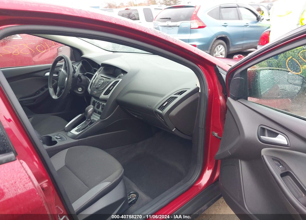 2013 FORD FOCUS SE VIN: 1FADP3K2XDL318246