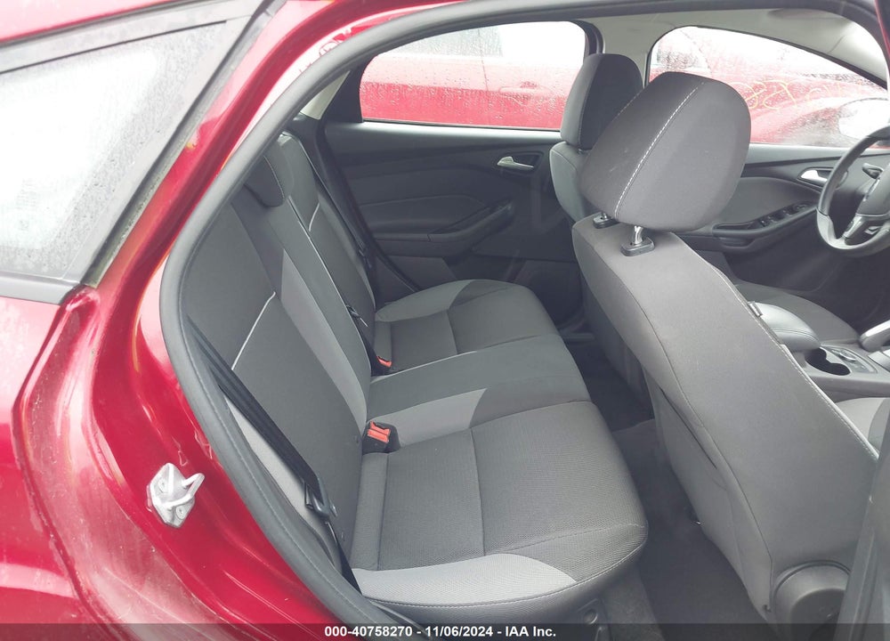 2013 FORD FOCUS SE VIN: 1FADP3K2XDL318246