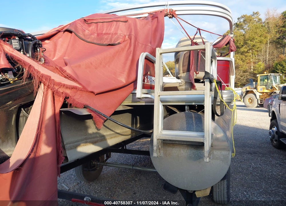 2018 SUNTRACKER PONTOON VIN: BUJ47925H718