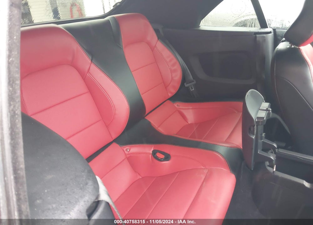 2021 FORD MUSTANG ECOBOOST PREMIUM VIN: 1FATP8UH4M5138131
