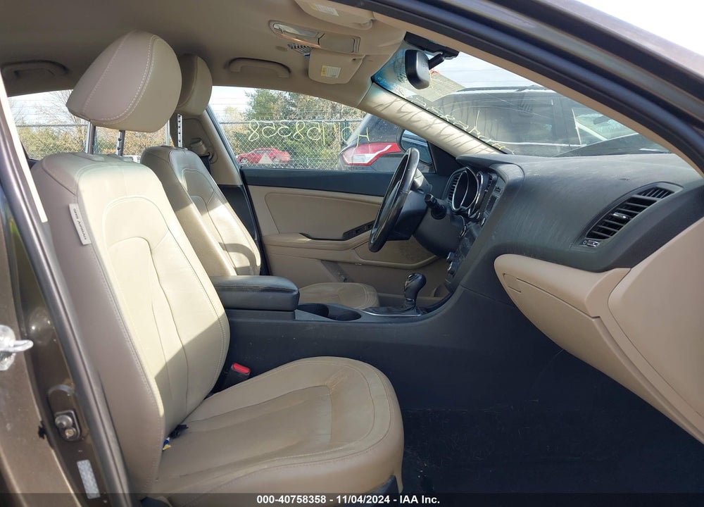 2011 KIA OPTIMA EX TURBO VIN: KNAGN4A60B5142149