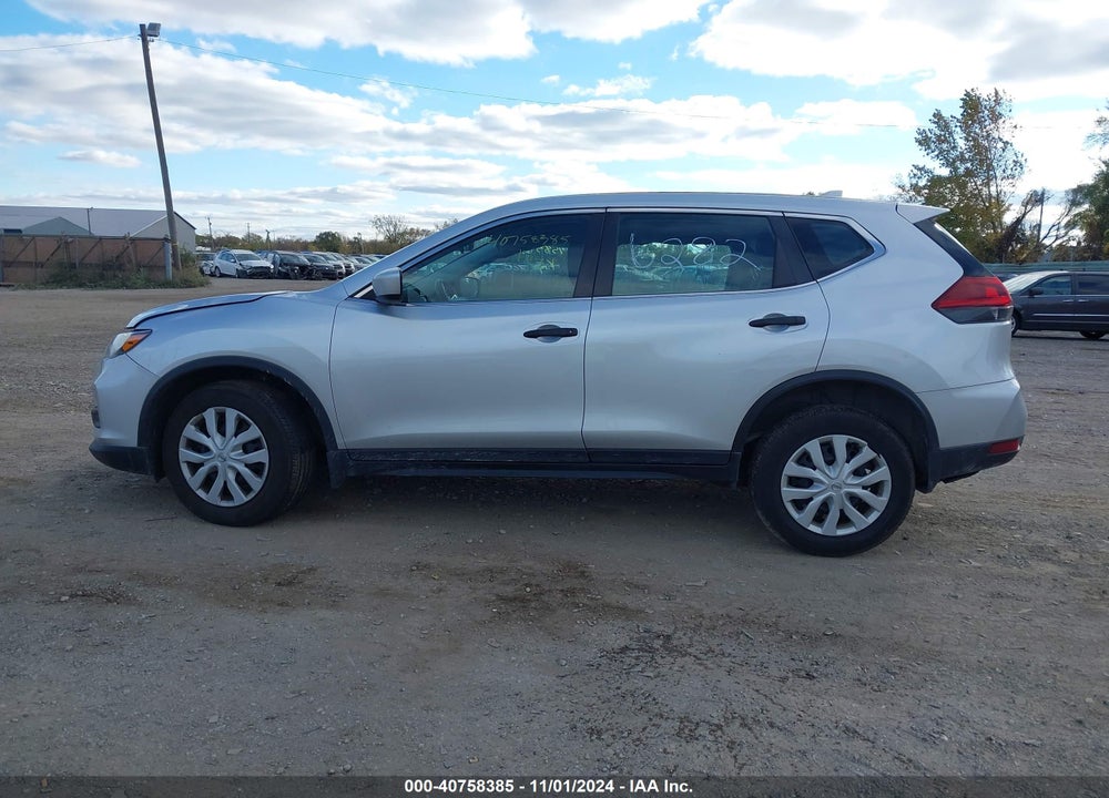 2018 NISSAN ROGUE S VIN: 5N1AT2MVXJC756282