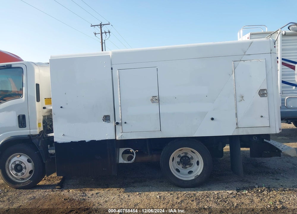 2014 ISUZU NPR GAS REG VIN: 54DC4W1B0ES804438