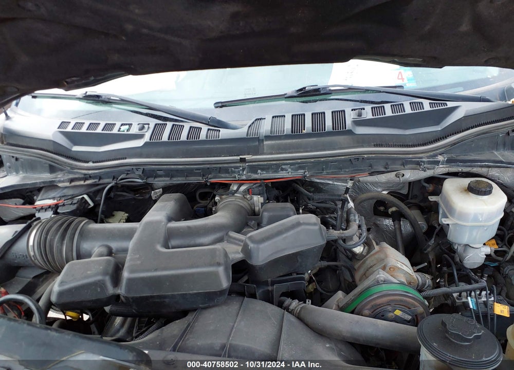 2019 FORD F-350 CHASSIS XLT VIN: 1FDRF3G6XKEC52633
