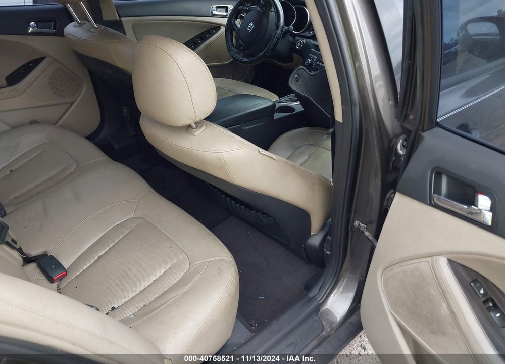2011 KIA OPTIMA VIN: KNAGN4A75B5099758