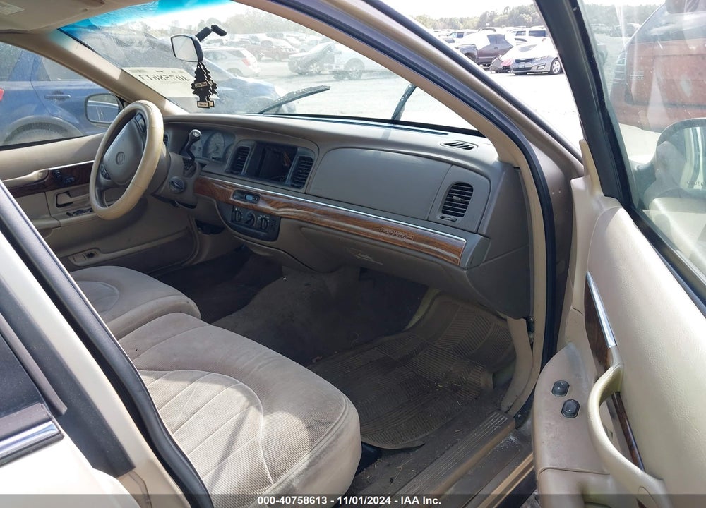 1999 MERCURY GRAND MARQUIS GS VIN: 2MEFM74W5XX695530