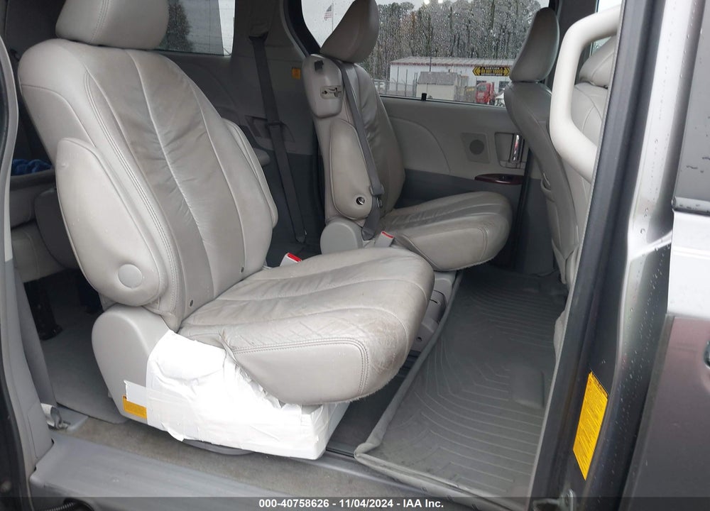 2011 TOYOTA SIENNA XLE LIMITED VIN: 5TDYK3DC3BS112908