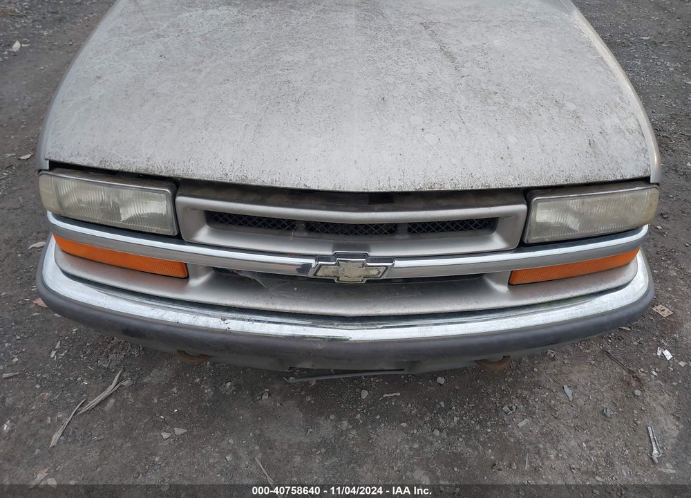 2000 CHEVROLET BLAZER LT VIN: 1GNDT13WXY2242526