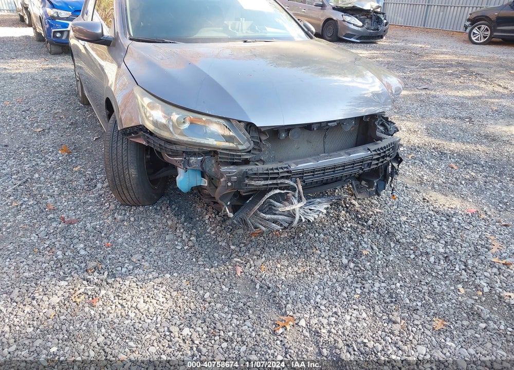 2015 HONDA ACCORD VIN: 1HGCR2F38FA136073