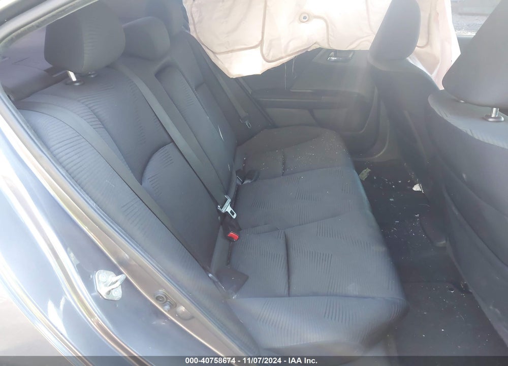 2015 HONDA ACCORD VIN: 1HGCR2F38FA136073