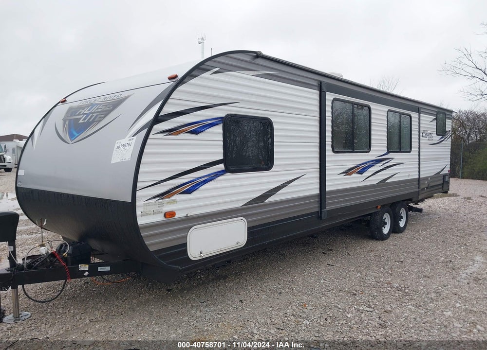 2018 FOREST RIVER SALEM CRUISE LITE VIN: 4X4TSMD28J7416682