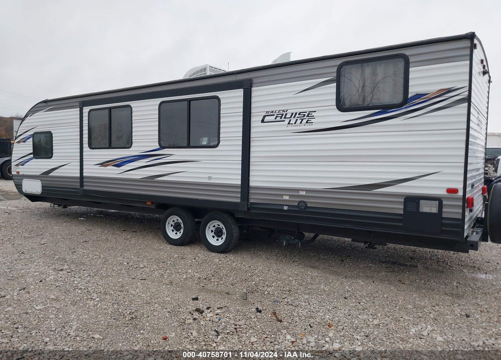 2018 FOREST RIVER SALEM CRUISE LITE VIN: 4X4TSMD28J7416682