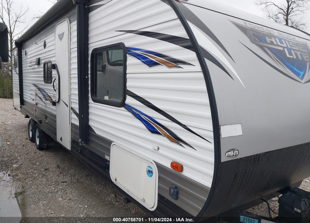 2018 FOREST RIVER SALEM CRUISE LITE VIN: 4X4TSMD28J7416682