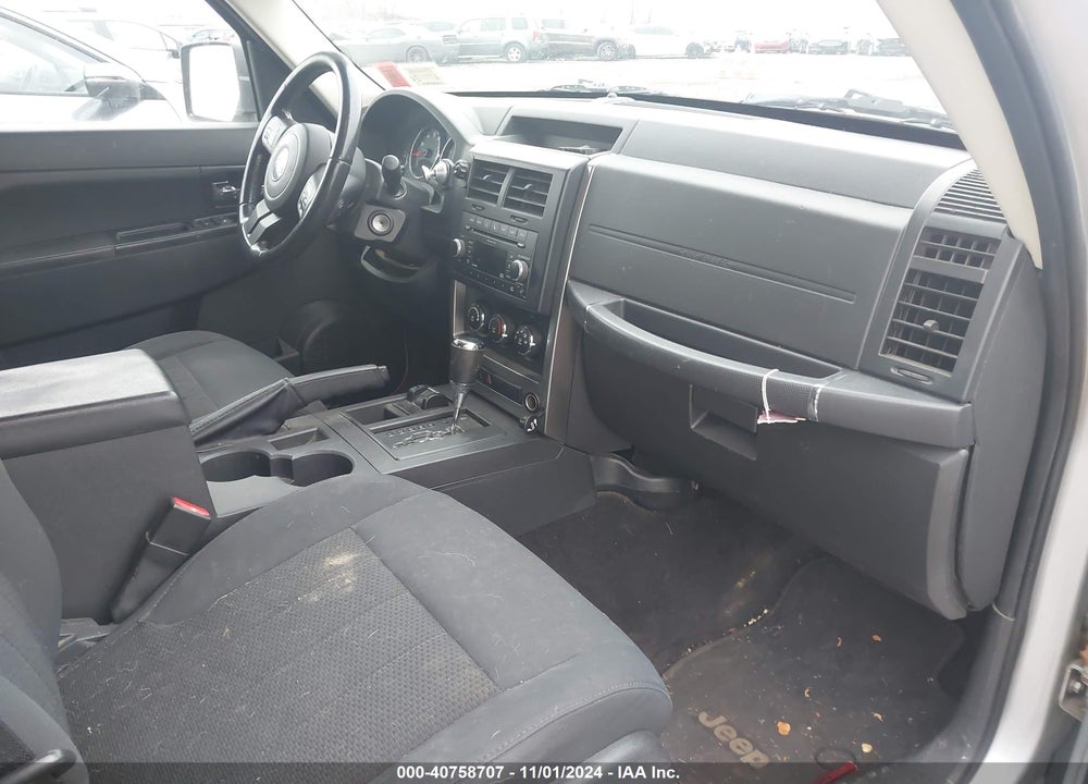 2011 JEEP LIBERTY SPORT VIN: 1J4PN2GK2BW566688