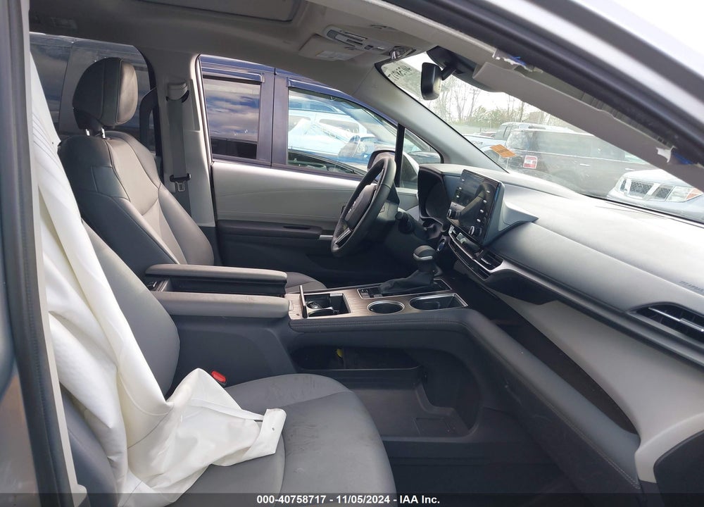 2023 TOYOTA SIENNA XLE VIN: 5TDYRKEC4PS154578