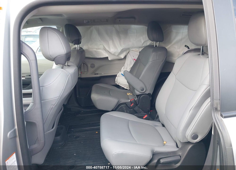 2023 TOYOTA SIENNA XLE VIN: 5TDYRKEC4PS154578