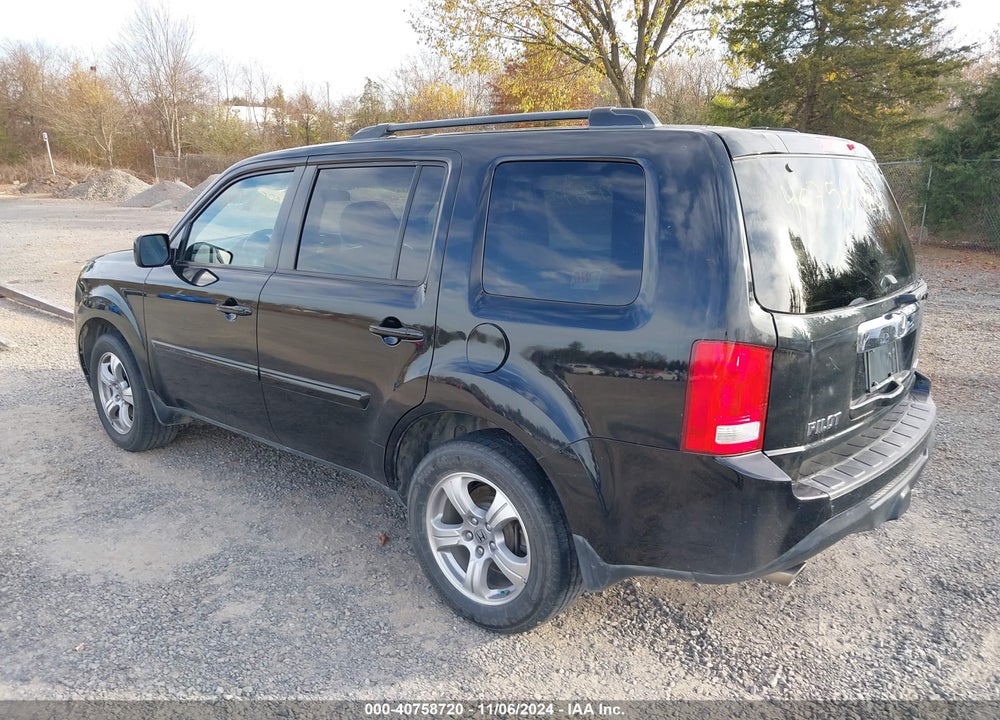 2012 HONDA PILOT EX VIN: 5FNYF4H48CB009017