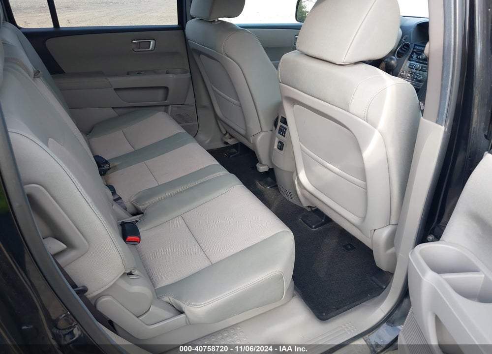 2012 HONDA PILOT EX VIN: 5FNYF4H48CB009017