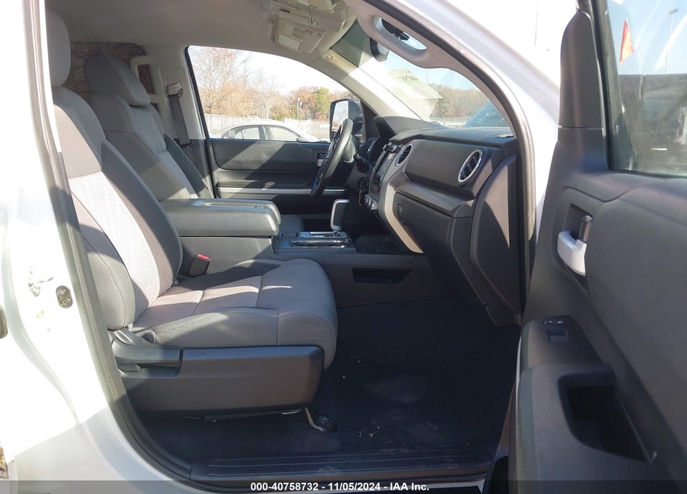 2016 TOYOTA TUNDRA SR5 5.7L V8 VIN: 5TFDY5F10GX524192