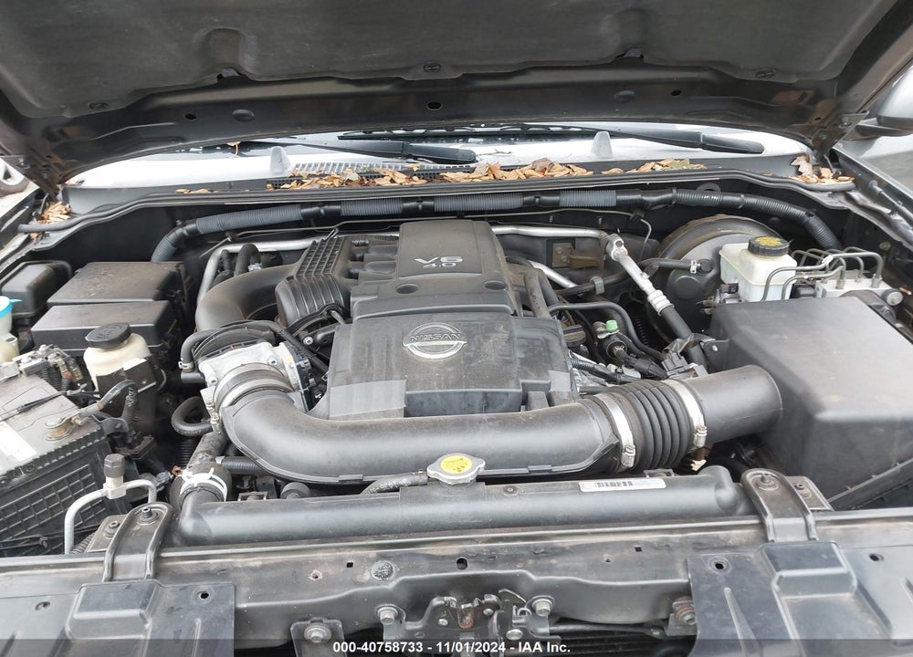 2006 NISSAN FRONTIER LE VIN: 1N6AD07W56C460892