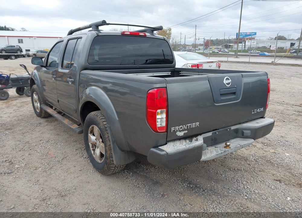 2006 NISSAN FRONTIER LE VIN: 1N6AD07W56C460892