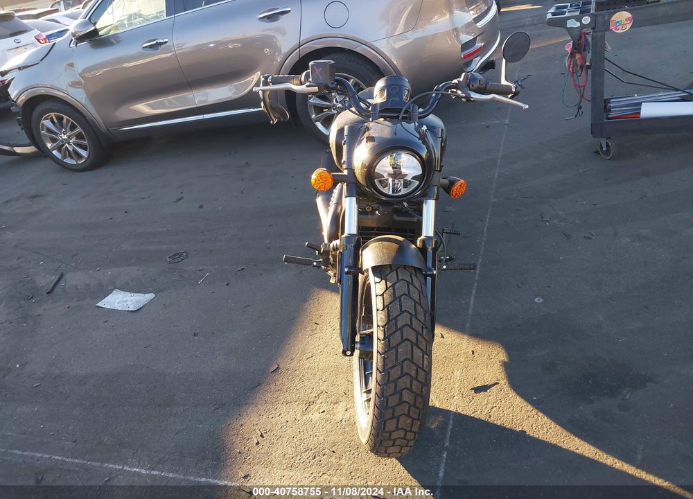 2025 INDIAN MOTORCYCLE CO. SCOUT BOBBER LIMITED VIN: 56KSBC760S3204209