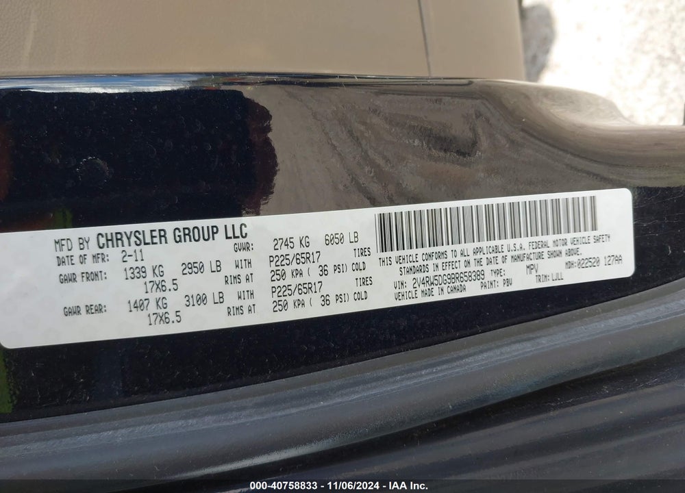 2011 VOLKSWAGEN ROUTAN SEL VIN: 2V4RW5DG9BR658389