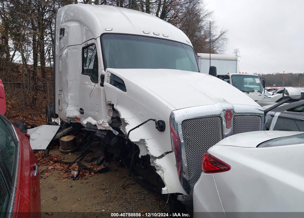 2018 KENWORTH T680 VIN: 1XKYDP9X9JJ214212