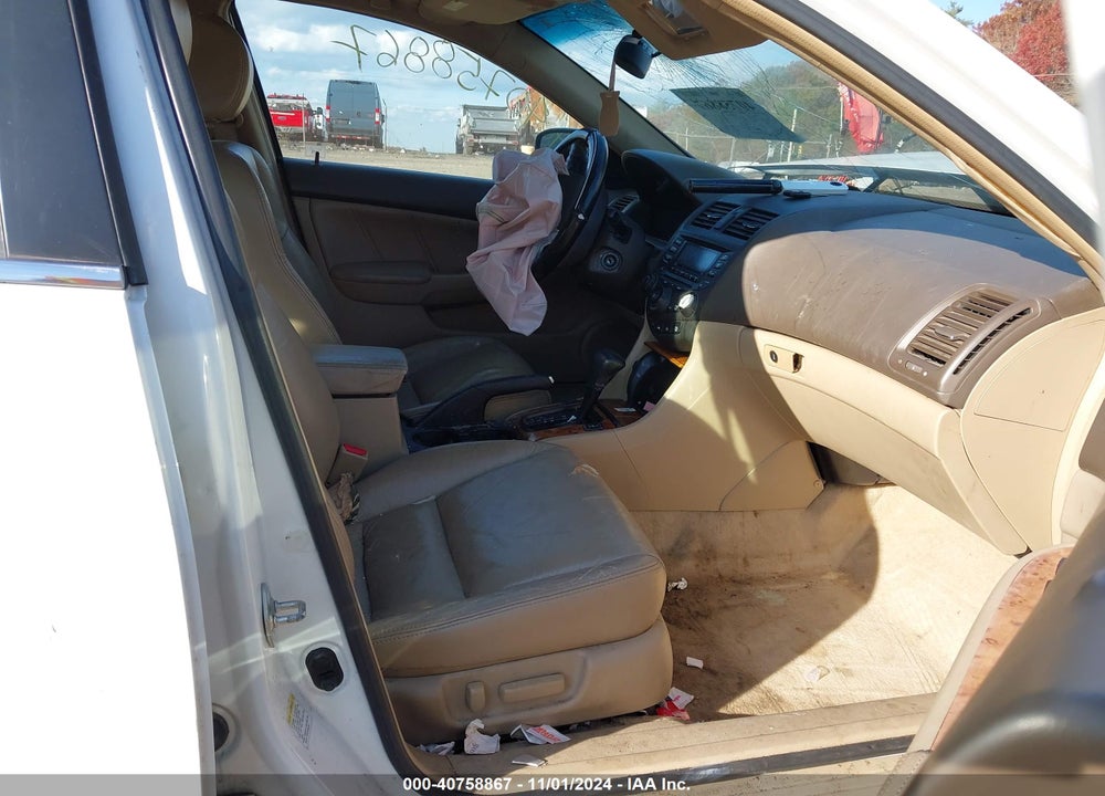 2004 HONDA ACCORD 3.0 EX VIN: 1HGCM665X4A017624