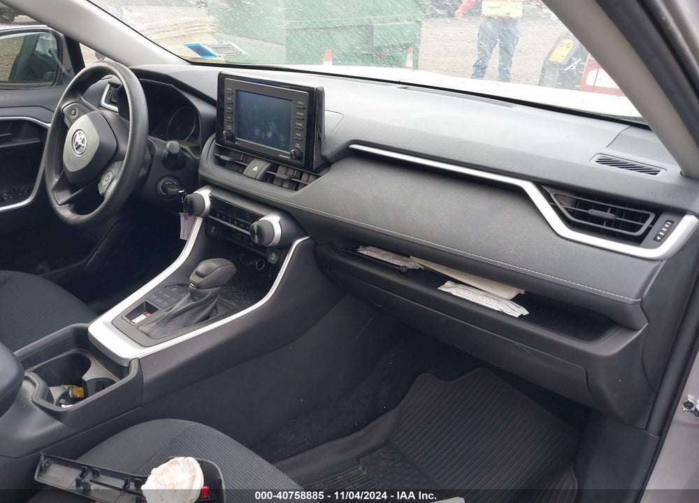 2020 TOYOTA RAV4 LE VIN: 2T3F1RFV4LW131897