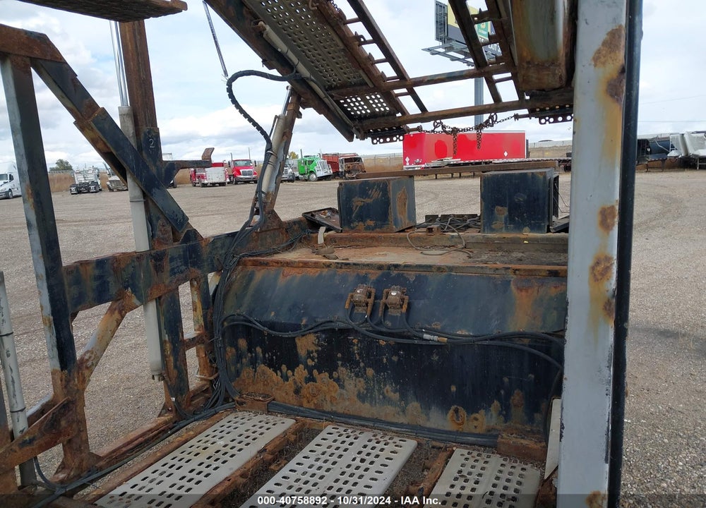 2005 COTTRELL INC --- VIN: 5E0AU17455G005670