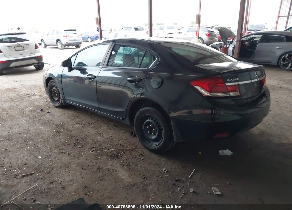 2014 HONDA CIVIC LX VIN: 19XFB2F57EE036740