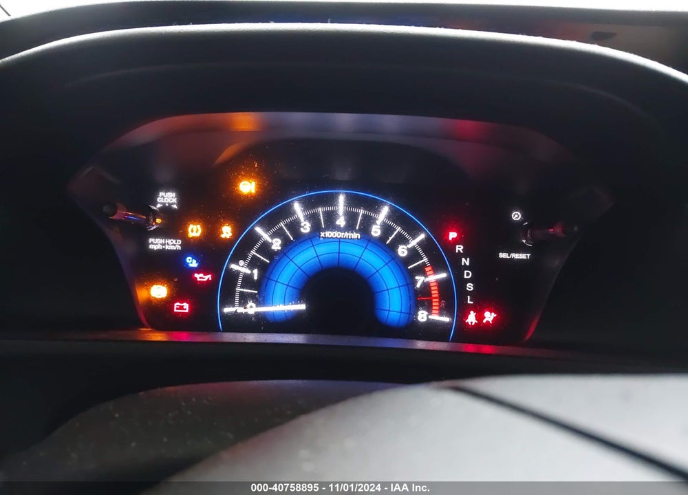 2014 HONDA CIVIC LX VIN: 19XFB2F57EE036740