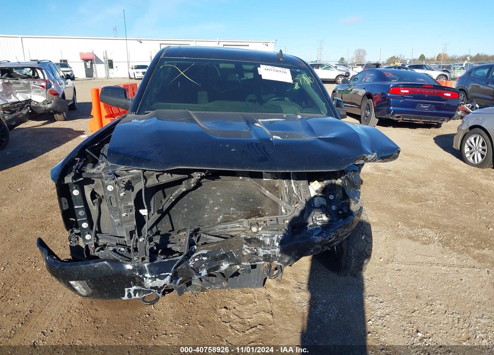2018 CHEVROLET SILVERADO 1500 2LT VIN: 1GCVKREC5JZ353726