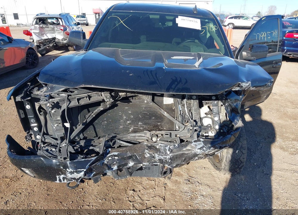 2018 CHEVROLET SILVERADO 1500 2LT VIN: 1GCVKREC5JZ353726