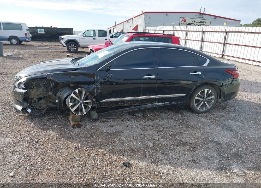 2017 NISSAN ALTIMA 2.5 SR VIN: 1N4AL3APXHN304790