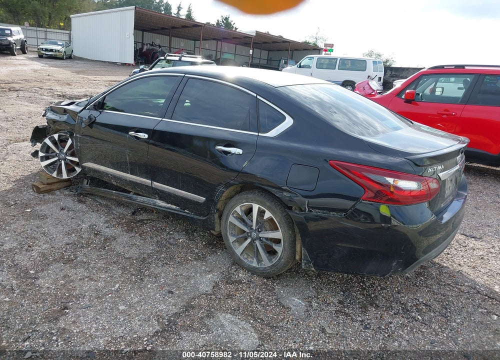 2017 NISSAN ALTIMA 2.5 SR VIN: 1N4AL3APXHN304790