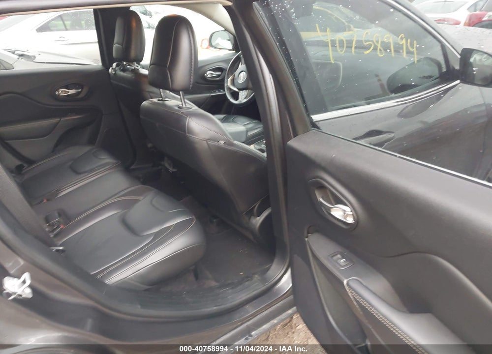 2017 JEEP CHEROKEE VIN: 1C4PJMDB3HW511502