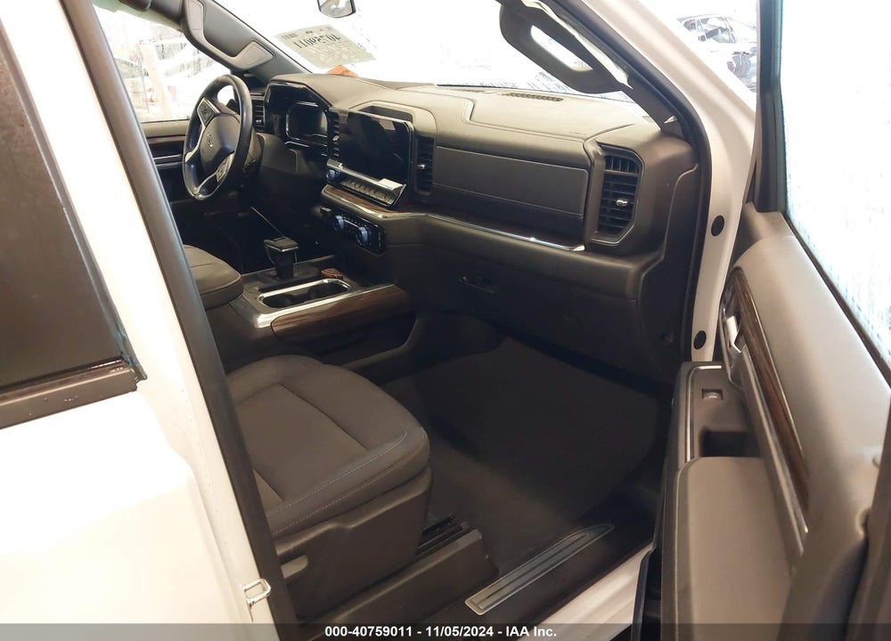 2024 CHEVROLET SILVERADO VIN: 1GCUDEED2RZ141028