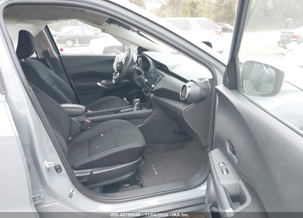 2021 NISSAN KICKS SV XTRONIC CVT VIN: 3N1CP5CV5ML541067