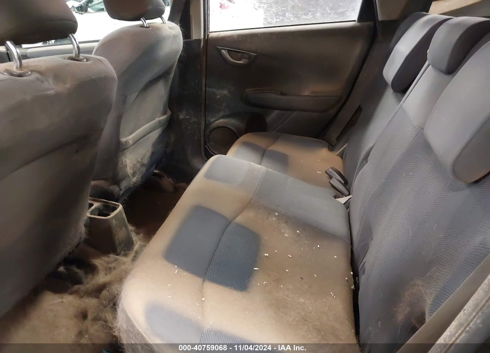 2013 HONDA FIT VIN: JHMGE8H39DC035779